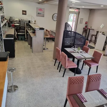 De La Nougatine Eu Hotel 2*